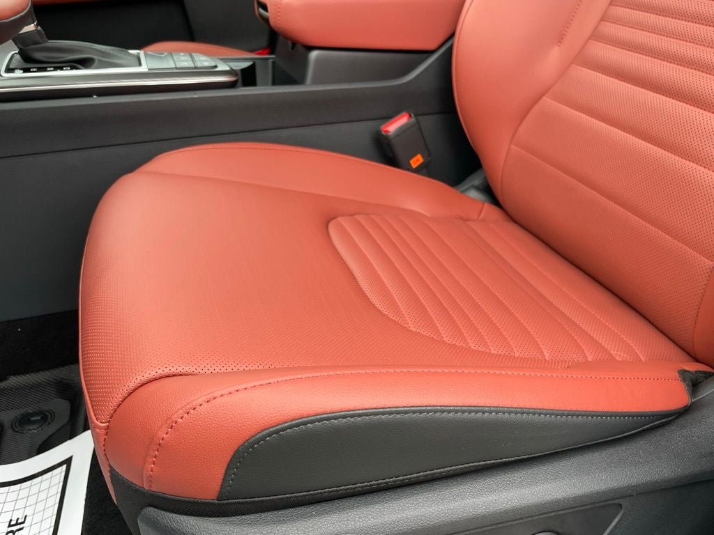 2026 Kia Sportage SX-Prestige - CARMINE RED INTERIOR COLOR PKG