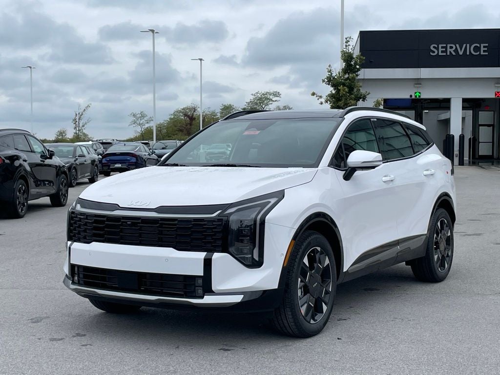 2026 Kia Sportage SX-Prestige - CARMINE RED INTERIOR COLOR PKG