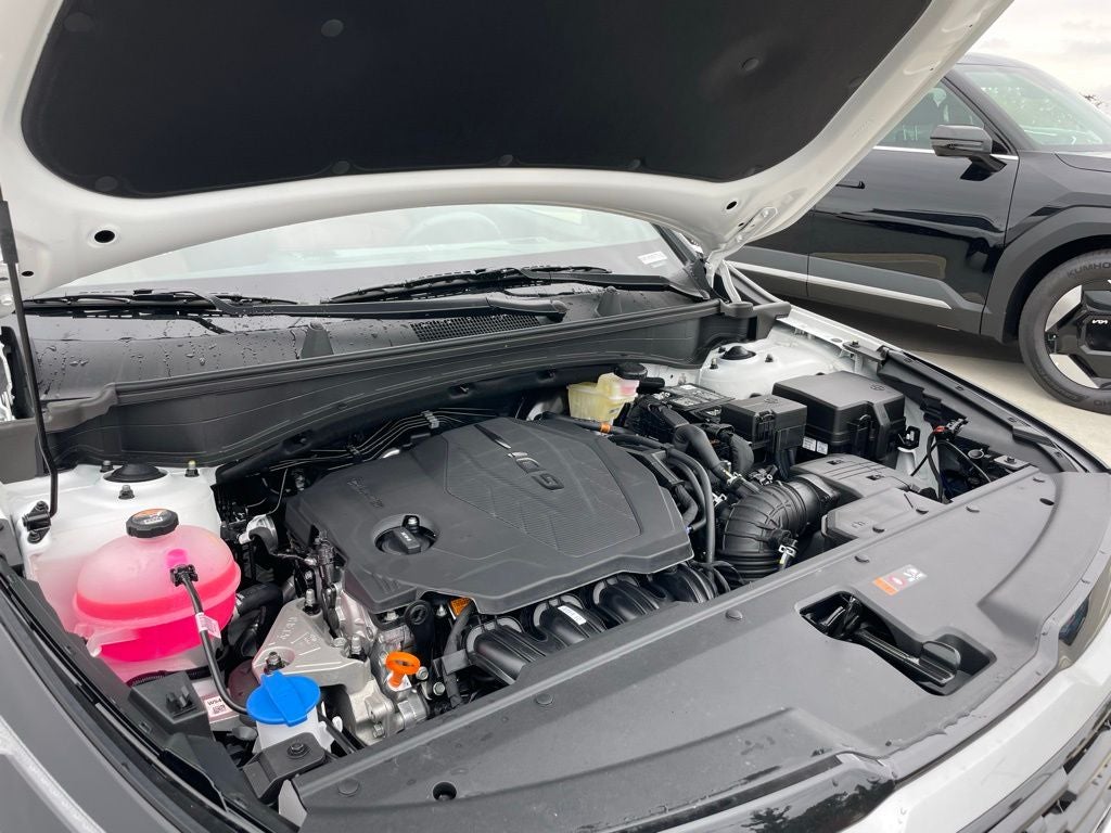 2026 Kia Sportage SX-Prestige - CARMINE RED INTERIOR COLOR PKG