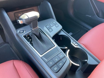 2026 Kia Sportage SX-Prestige - CARMINE RED INTERIOR COLOR PKG