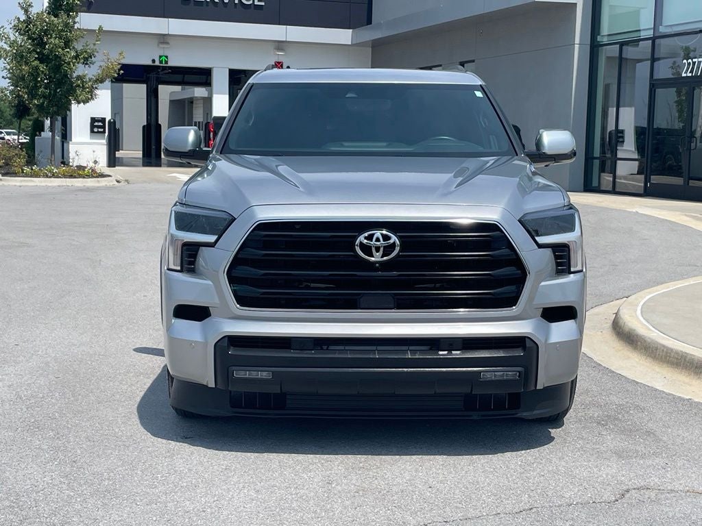 2025 Toyota Sequoia SR5 - POWER MOONROOF / VENTILATED SEATS