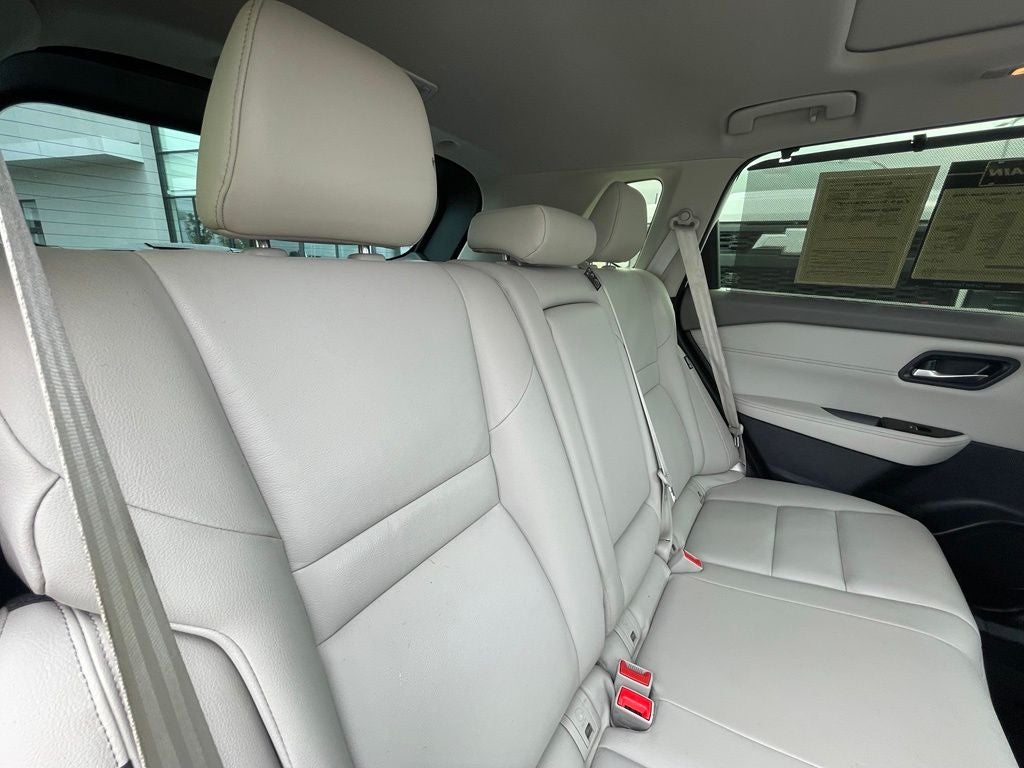 2023 Nissan Rogue SL - 1 OWNER / CLEAN CARFAX