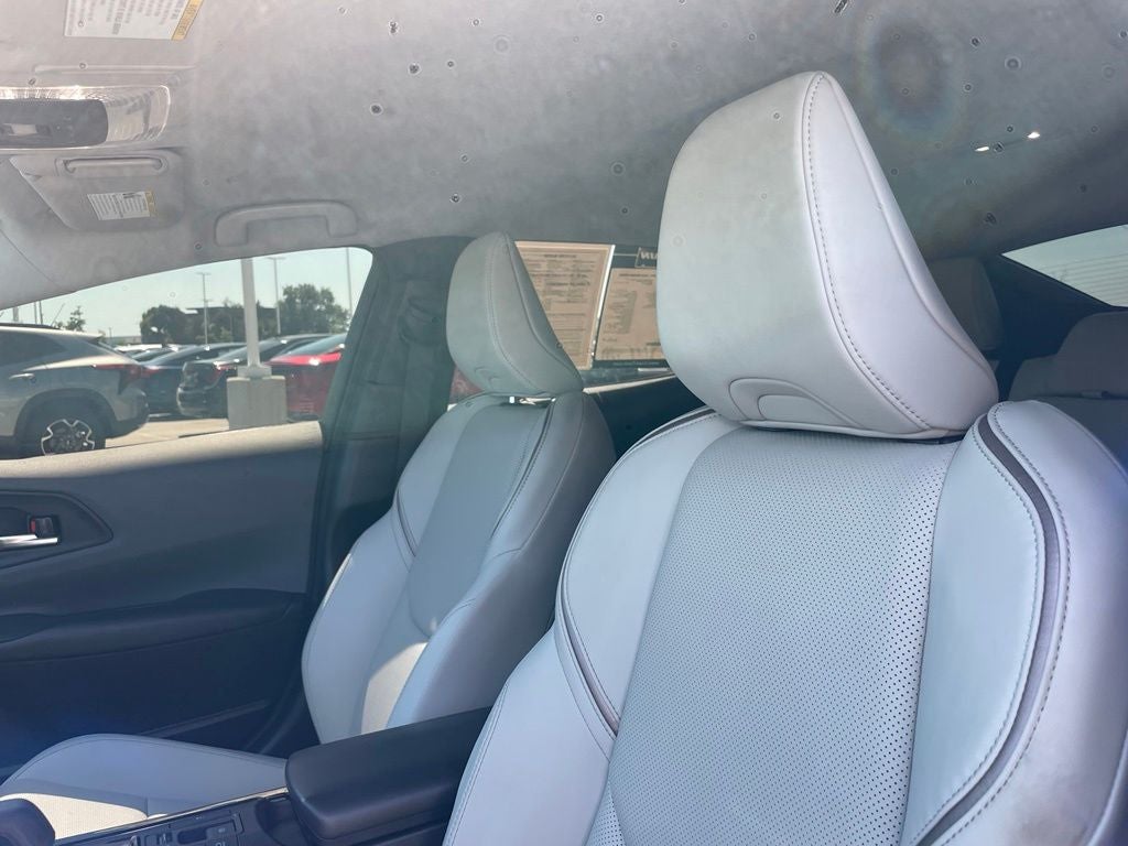 2024 Toyota Prius XLE - 52 MPG / RAIN SENSING WIPERS
