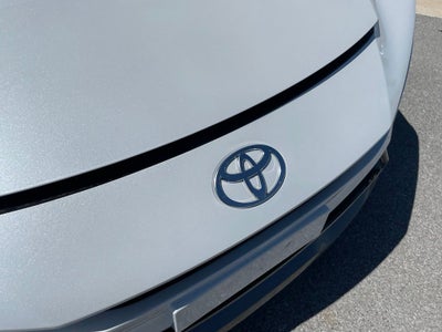 2024 Toyota Prius XLE - 52 MPG / RAIN SENSING WIPERS