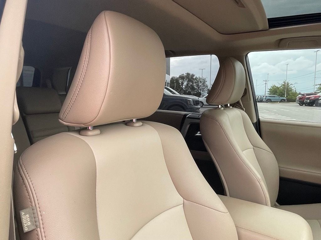 2018 Toyota 4Runner SR5 Premium - 1 OWNER / CLEAN CARFAX