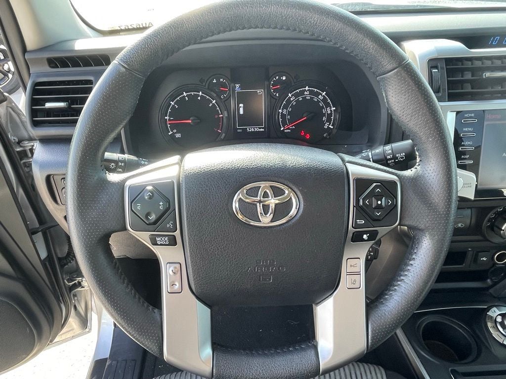 2024 Toyota 4Runner SR5 - TOYOTA SAFETY SENSE / 8-INCH TOUCHSCREEN