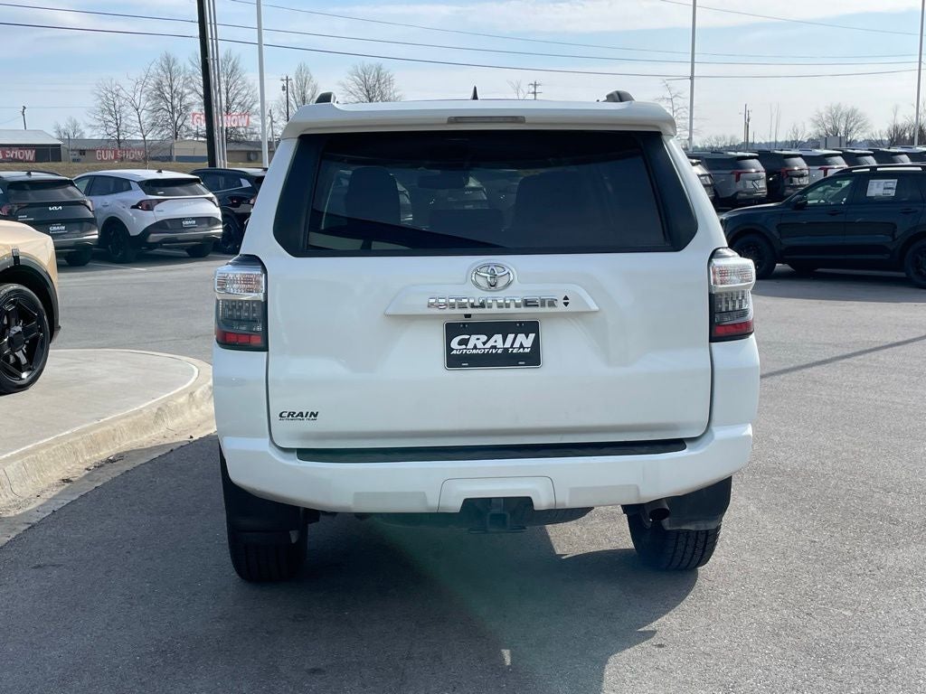 2024 Toyota 4Runner SR5 - 8 INCH TOUCHSCREEN / ANDROID AUTO