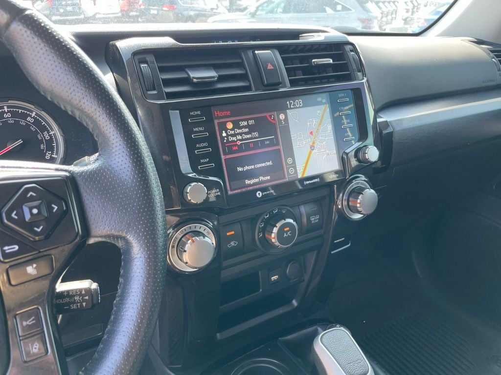 2023 Toyota 4Runner TRD Off-Road Premium - SUNROOF / NAVIGATION