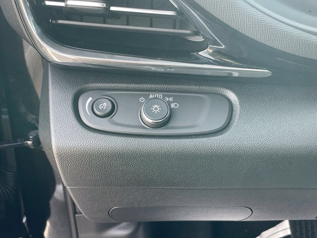 2026 Buick Envista Sport Touring - LANE KEEP ASSIST / POWER LIFTGATE