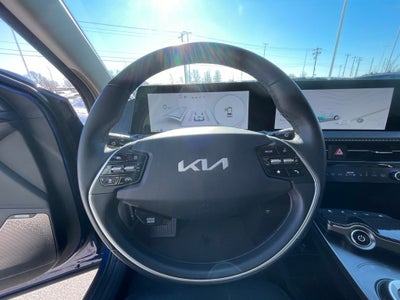 2023 Kia EV6 Wind - KIA CERTIFIED / BLIND SPOT COLLISION