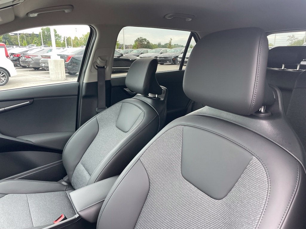 2027 Kia Niro LX