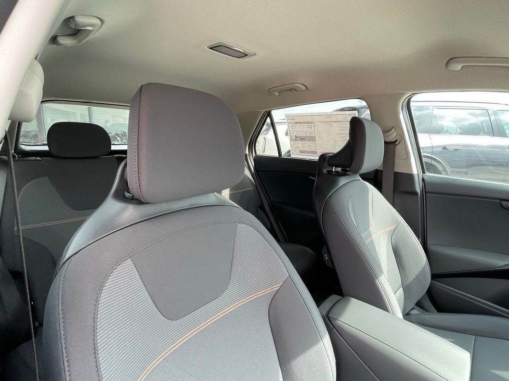2026 Kia Niro LX