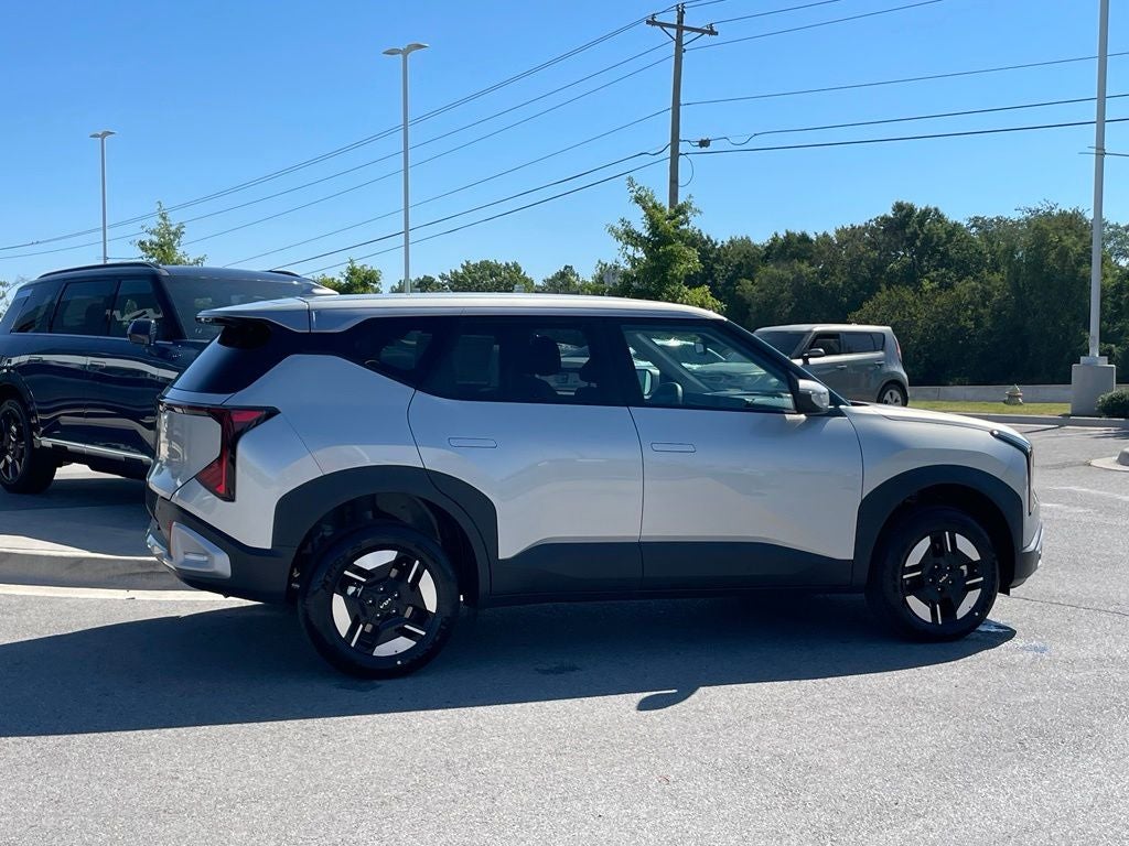 2027 Kia Seltos LX