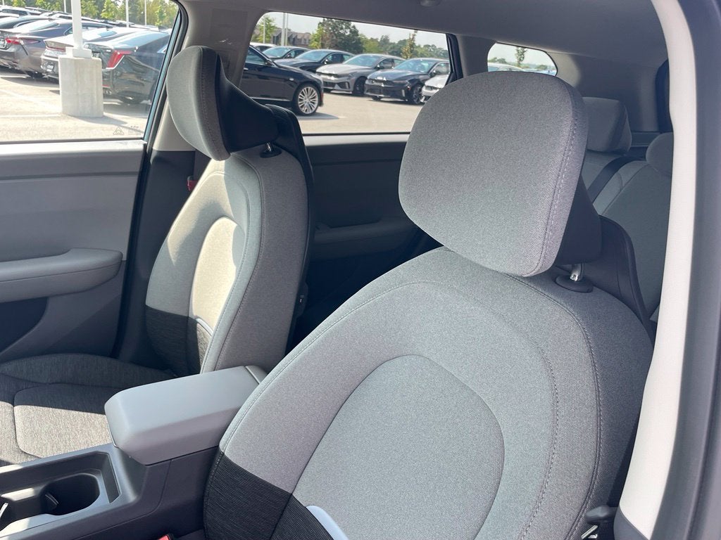2027 Kia Seltos S