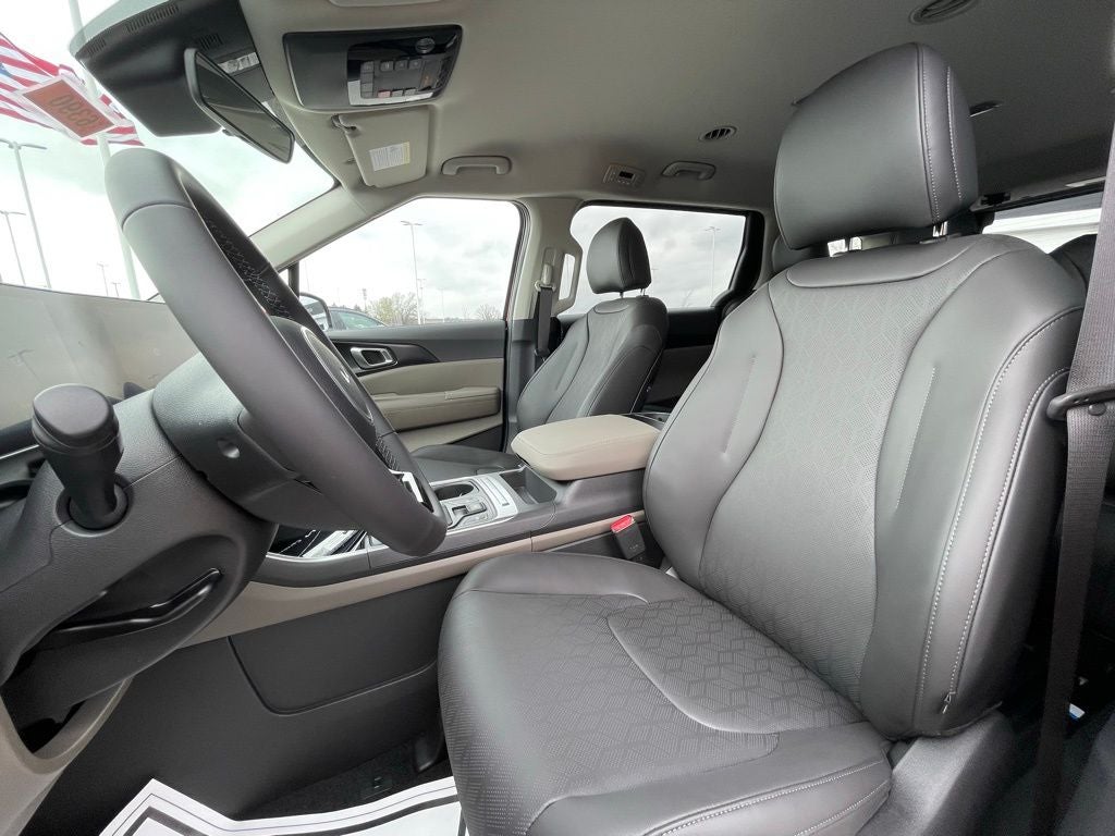 2026 Kia Carnival LXS