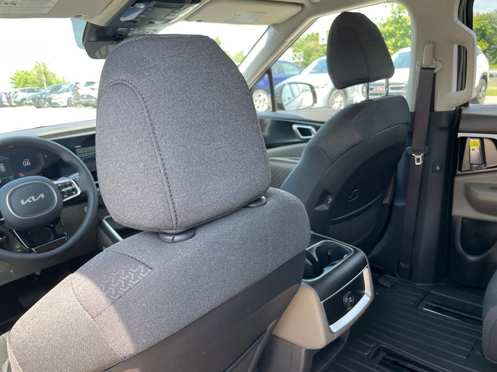 2026 Kia Carnival LX