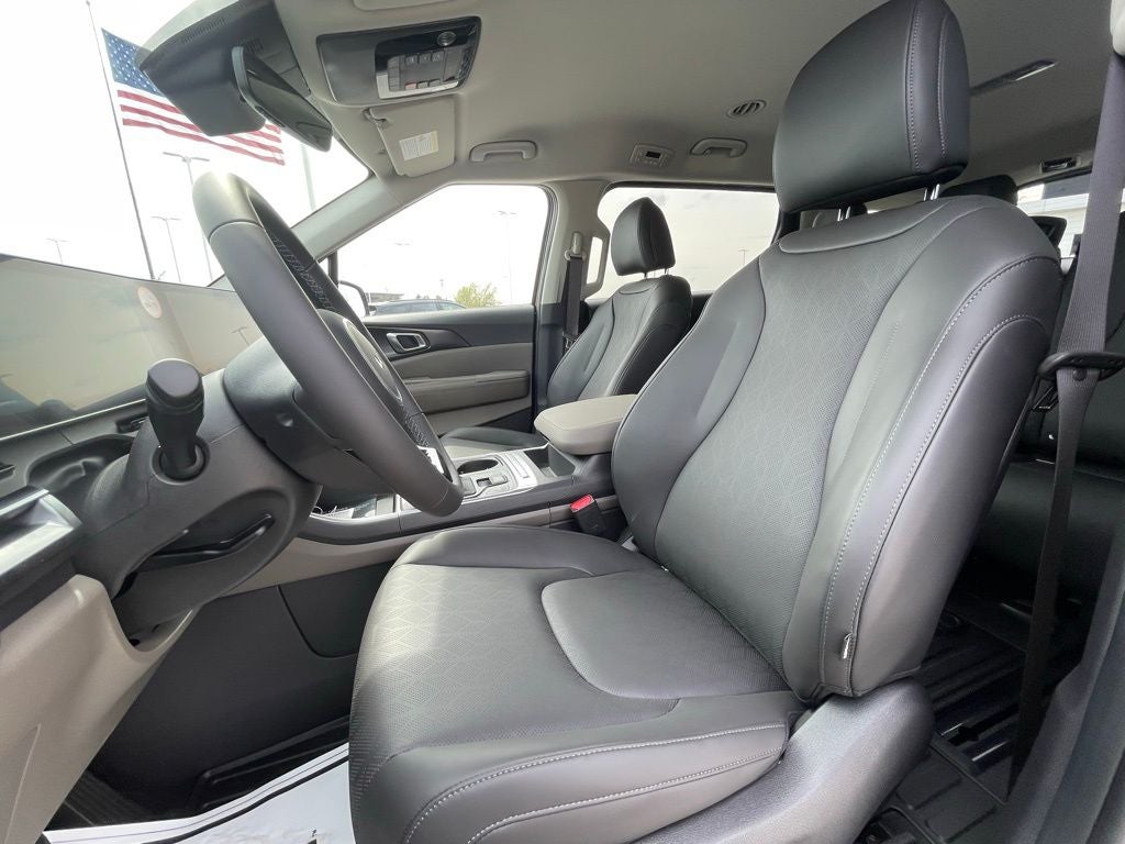 2026 Kia Carnival LXS