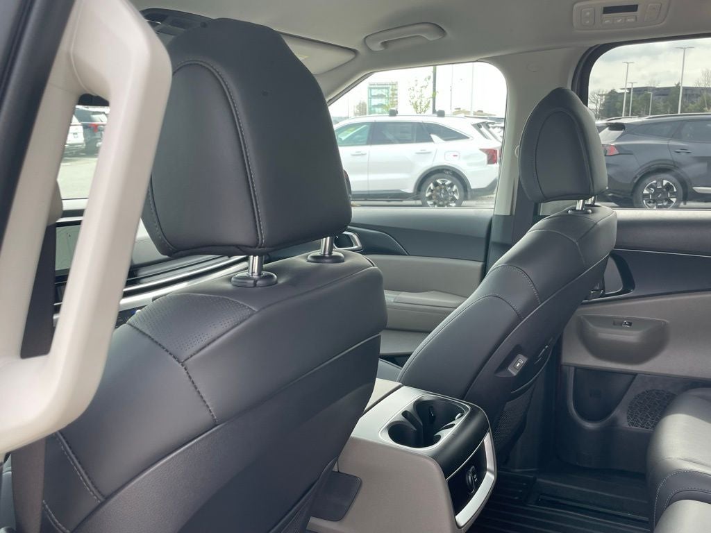 2026 Kia Carnival LXS