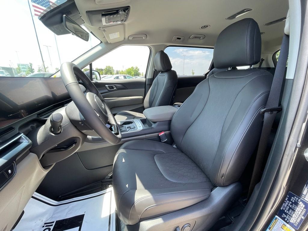 2026 Kia Carnival LXS