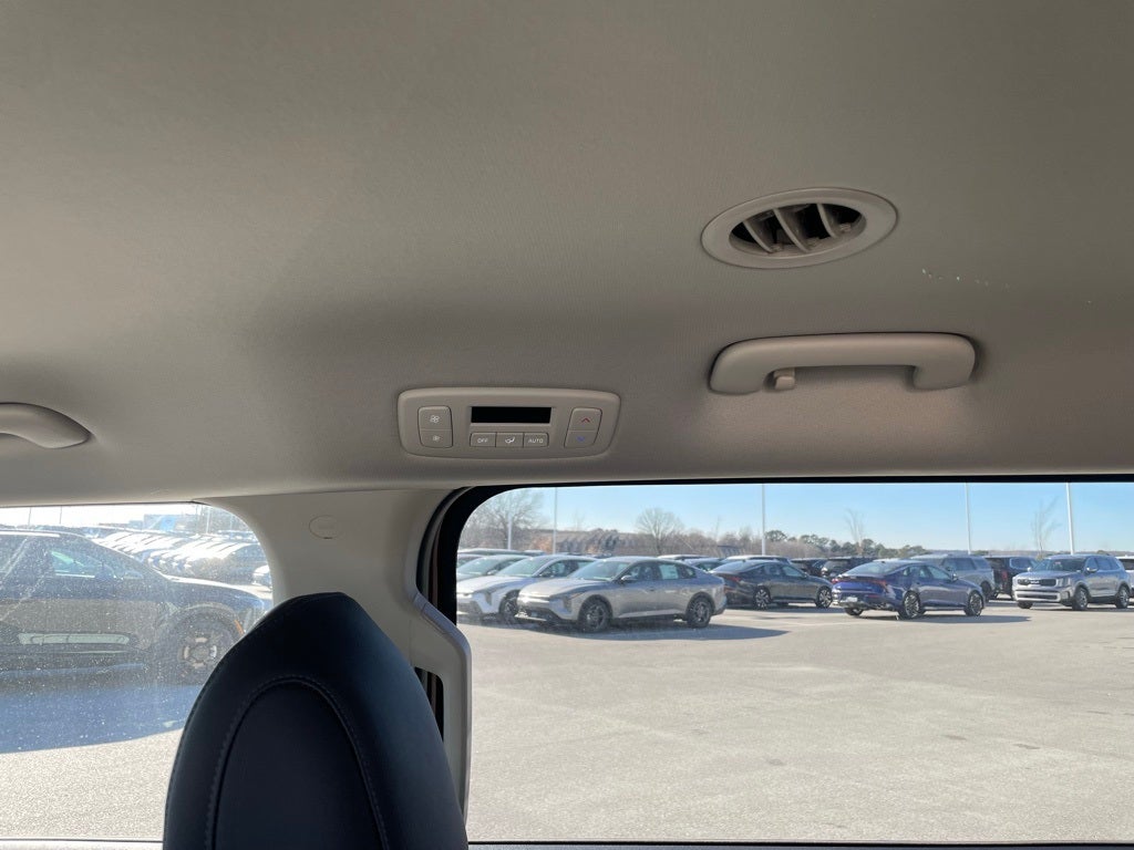 2026 Kia Carnival LXS