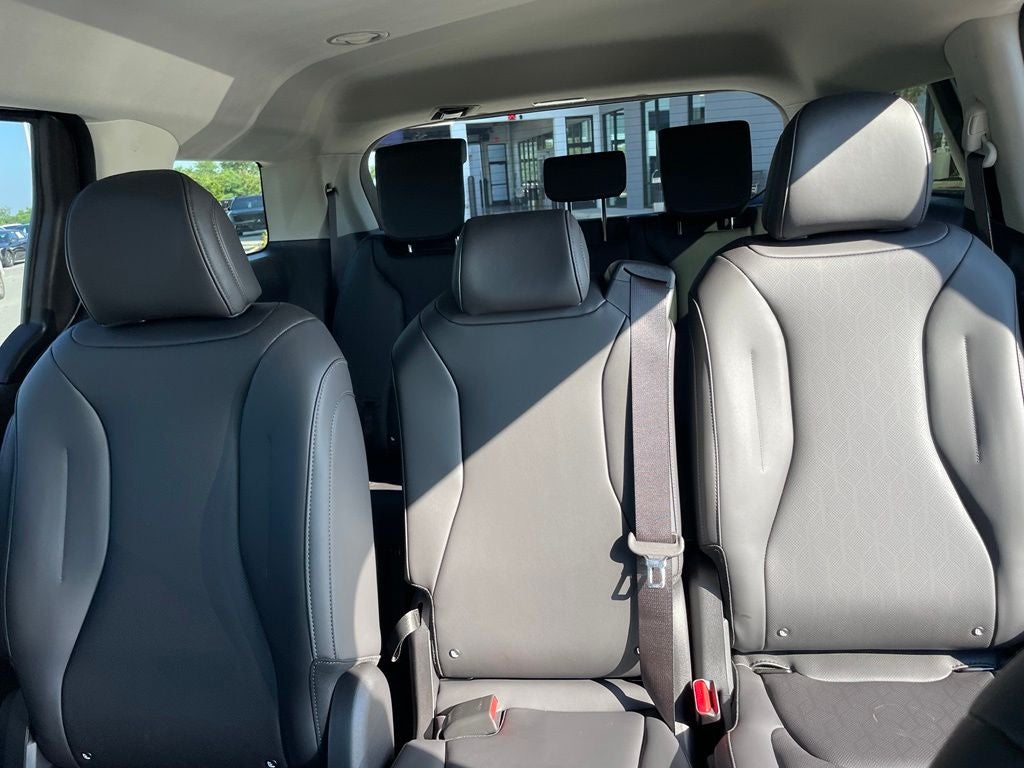 2026 Kia Carnival Hybrid LXS