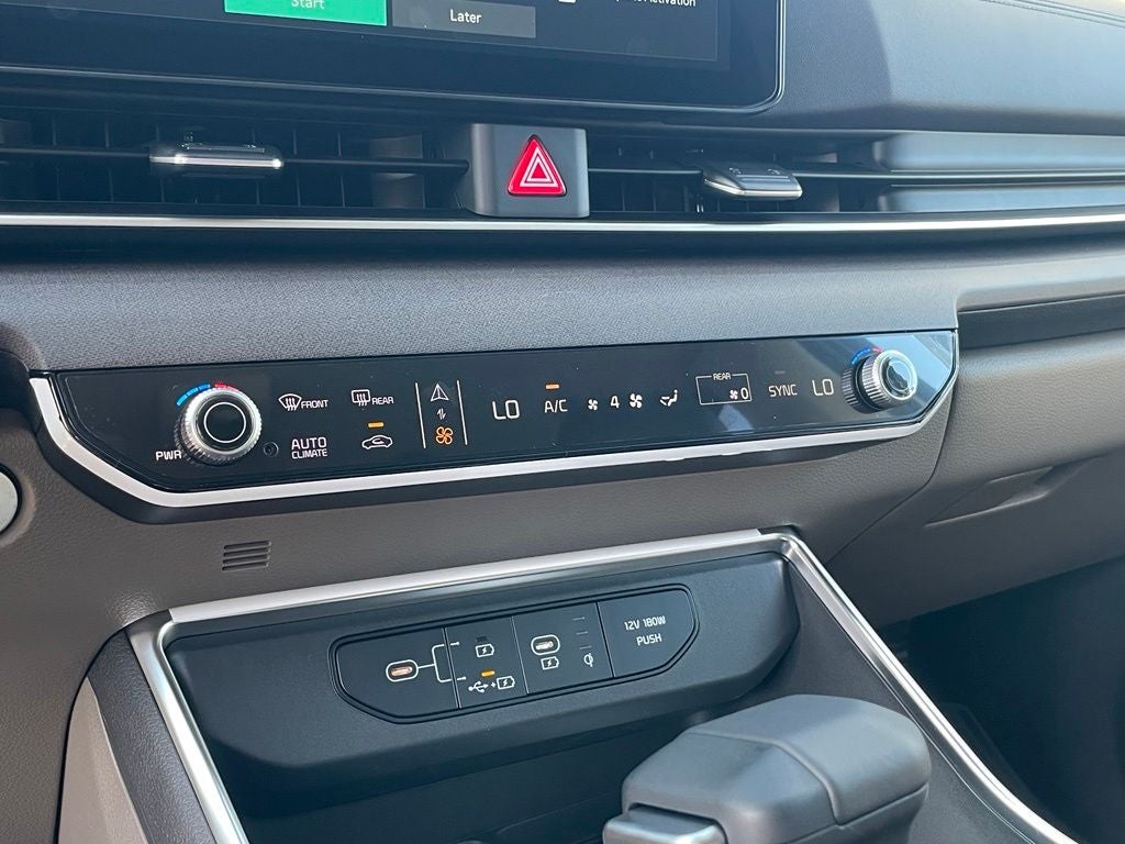 2026 Kia Carnival EX