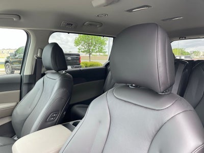 2026 Kia Carnival Hybrid EX