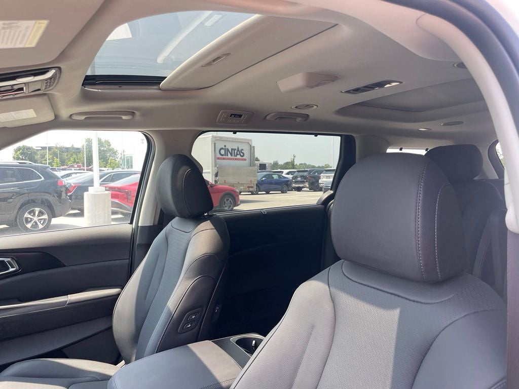 2027 Kia Carnival SX Prestige