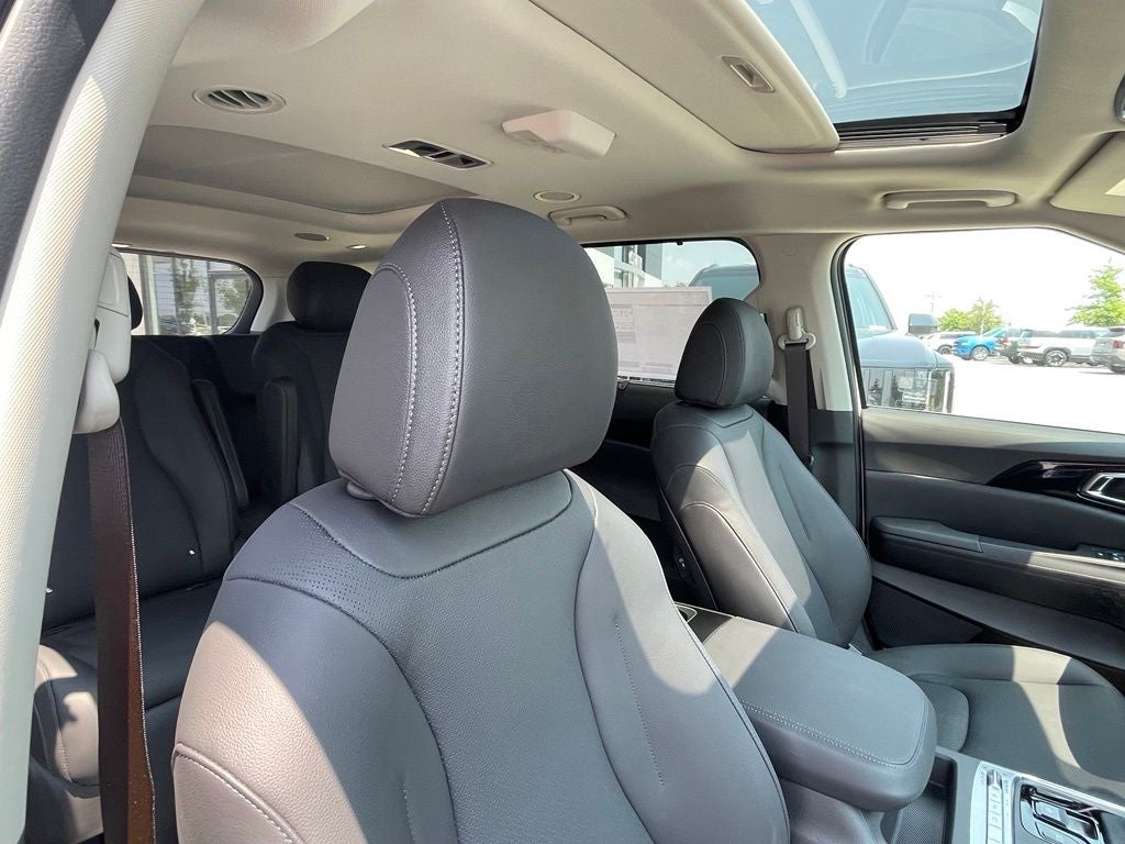 2027 Kia Carnival SX Prestige