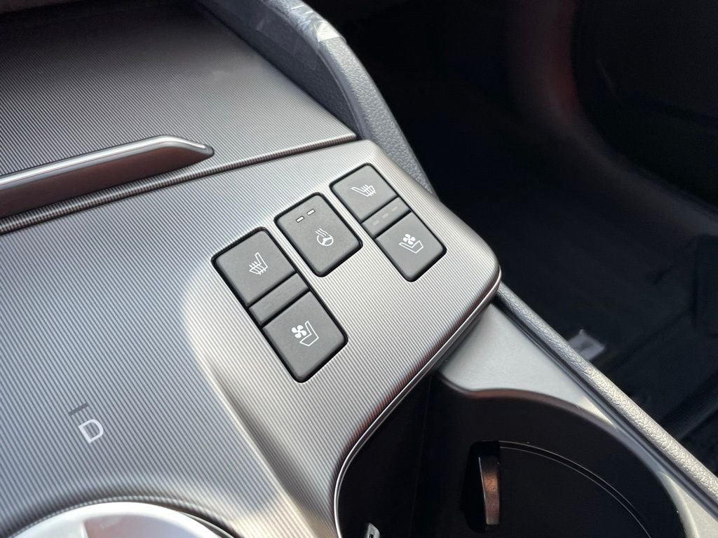 2026 Kia Sportage Hybrid SX-Prestige - CARMINE RED INTERIOR PKG