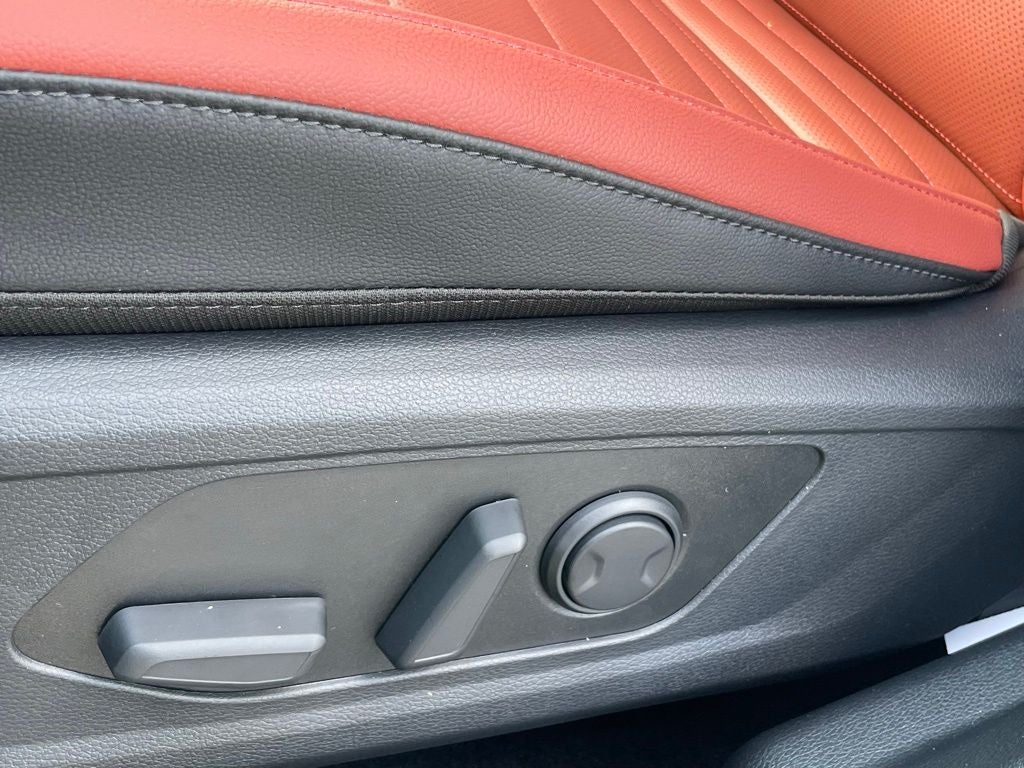 2026 Kia Sportage Hybrid SX-Prestige - CARMINE RED INTERIOR PKG