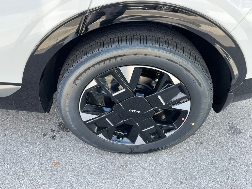 2026 Kia Sportage Hybrid SX-Prestige - CARMINE RED INTERIOR PKG