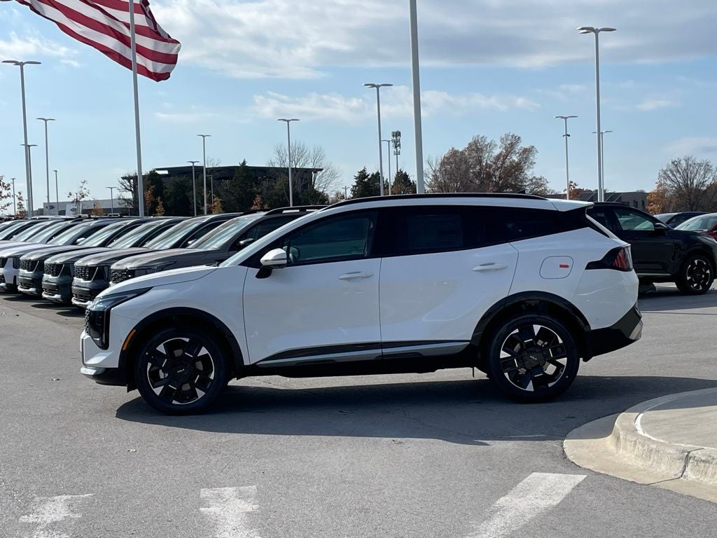 2026 Kia Sportage Hybrid SX-Prestige - CARMINE RED INTERIOR PKG