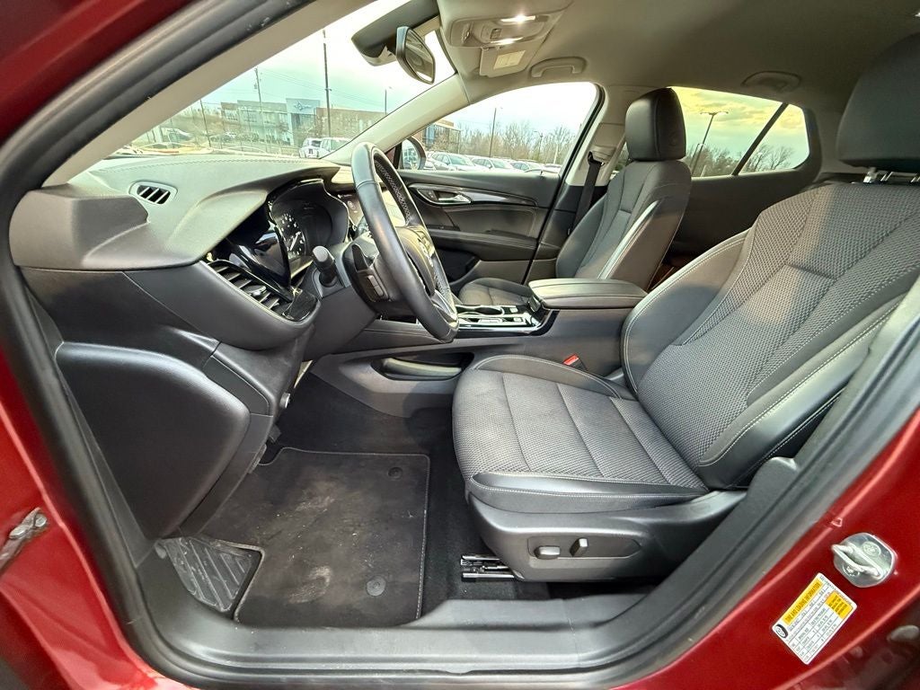 2023 Buick Envision Preferred - REMOTE START / APPLE CARPLAY