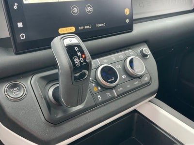 2025 Land Rover Defender 110 X-Dynamic SE - PANORAMIC ROOF / ELECTRONIC AIR SUSPENSION