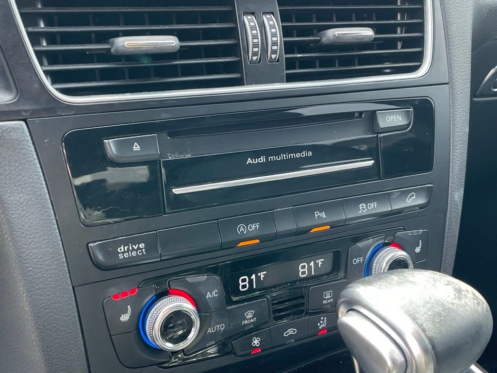 2016 Audi Q5 3.0T Prestige QUATTRO - HEATED CUP HOLDERS / PANORAMIC ROOF