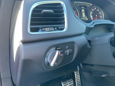 2018 Audi Q3 2.0T Premium Plus quattro - PANORAMIC SUNROOF / CD PLAYER