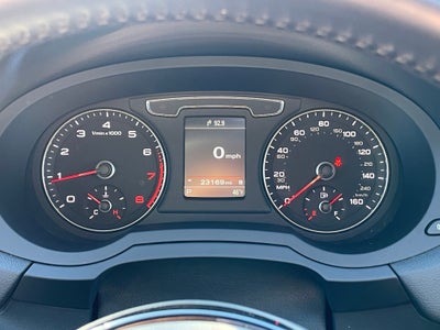 2018 Audi Q3 2.0T Premium Plus quattro - PANORAMIC SUNROOF / CD PLAYER