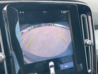 2020 Volvo XC40 Momentum - POWER TAILGATE / MEMORY SEATS