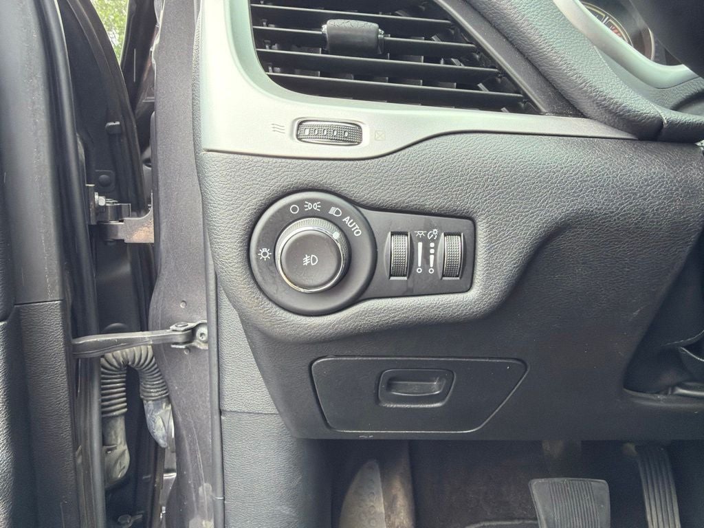 2018 Jeep Cherokee Latitude Plus CLEAN CARFAX