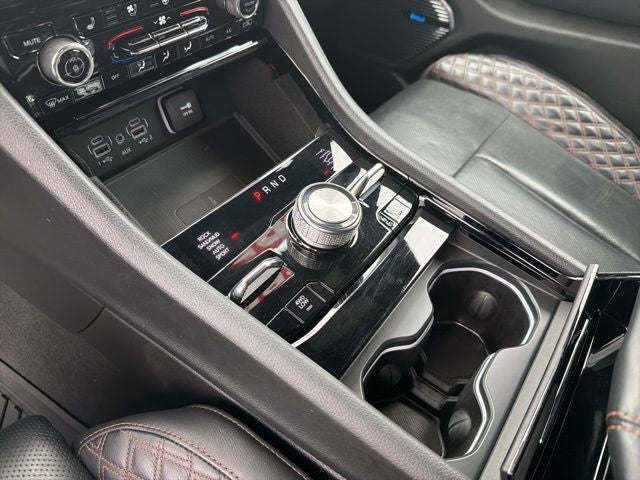 2022 Jeep Grand Cherokee Summit