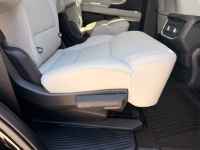 2025 Ford Expedition Platinum CARFAX 1-OWNER