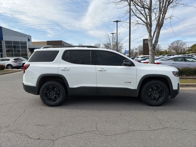 2023 GMC Acadia AT4