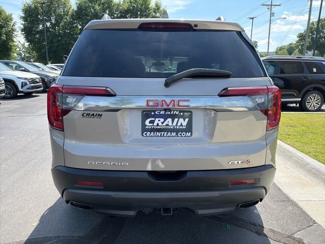 2022 GMC Acadia AT4