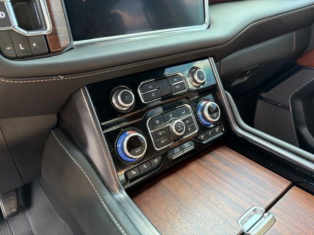 2024 GMC Yukon Denali Ultimate