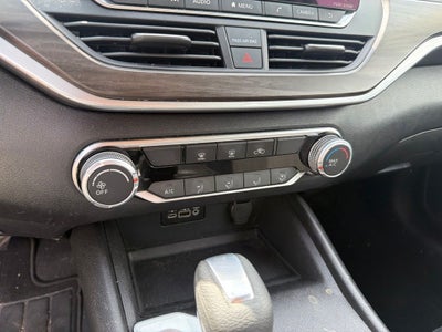2025 Nissan Altima 2.5 SV CLEAN CARFAX 1-OWNER