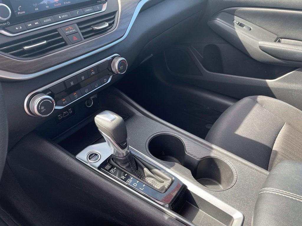 2025 Nissan Altima 2.5 SV CLEAN CARFAX 1-OWNER