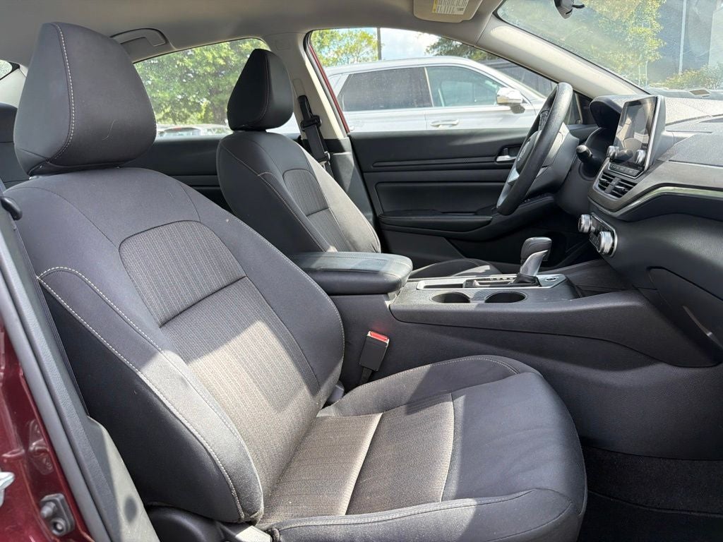 2025 Nissan Altima 2.5 SV CLEAN CARFAX 1-OWNER