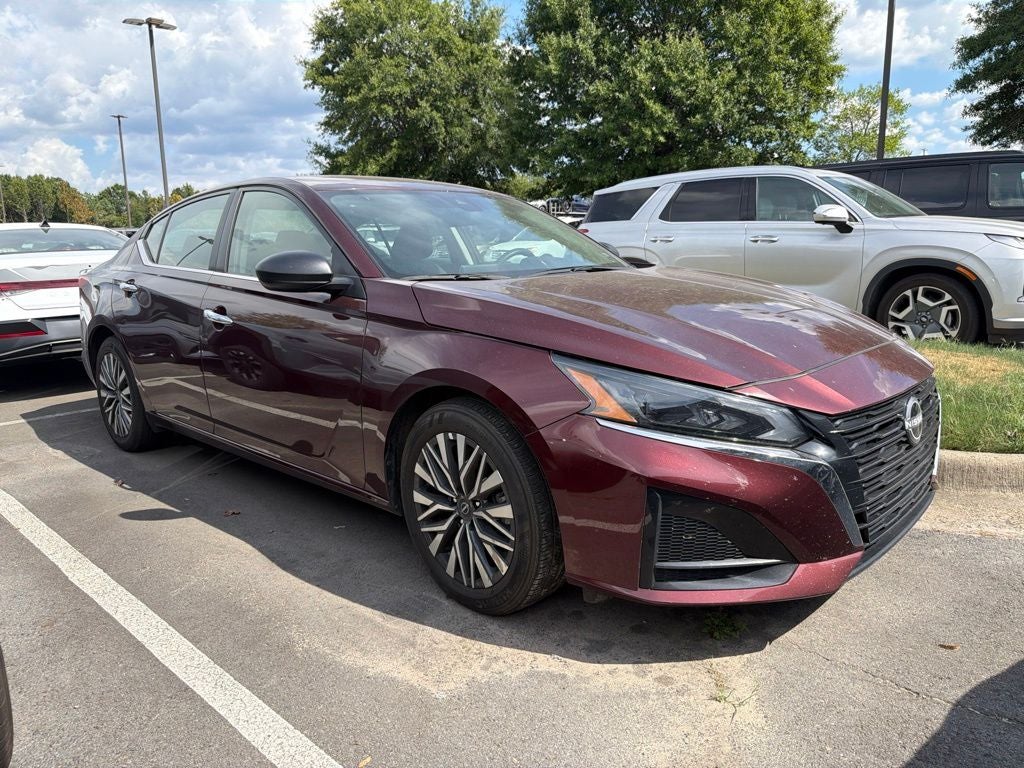 2025 Nissan Altima 2.5 SV CLEAN CARFAX 1-OWNER