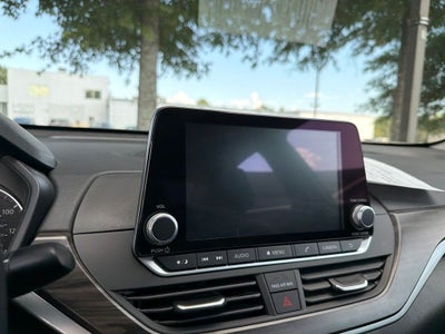 2025 Nissan Altima 2.5 SV CarFax 1-OWNER